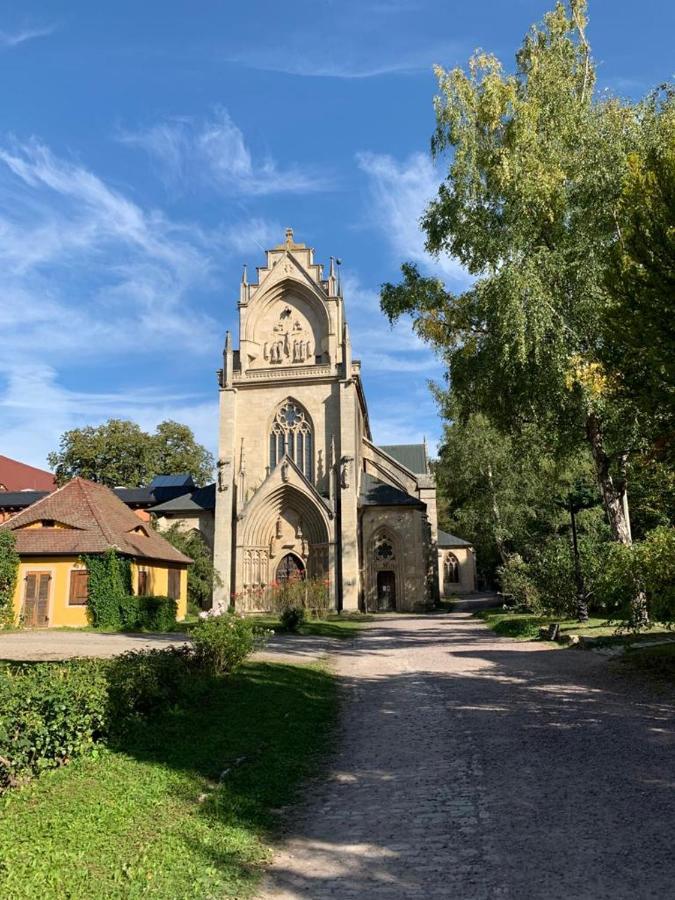 Hotel Garni Zum Rebstock Naumburg  Dış mekan fotoğraf