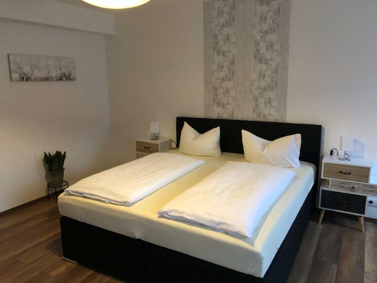 Hotel Garni Zum Rebstock Naumburg  Dış mekan fotoğraf