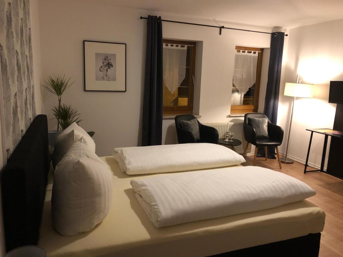 Hotel Garni Zum Rebstock Naumburg  Dış mekan fotoğraf